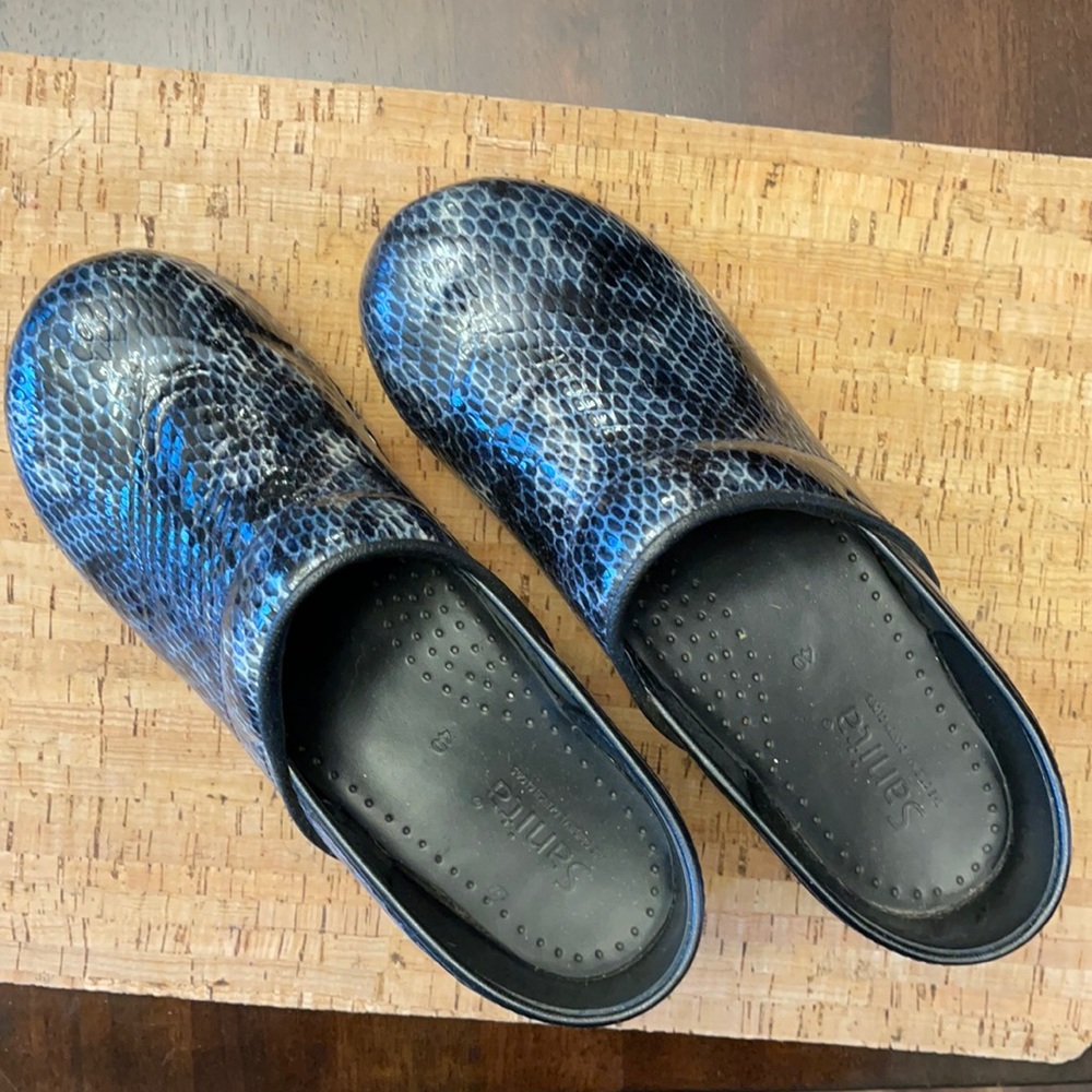 Sanita clogs used size 40